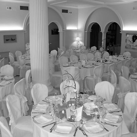 Hotel Villa Castellani Mogliano Kültér fotó